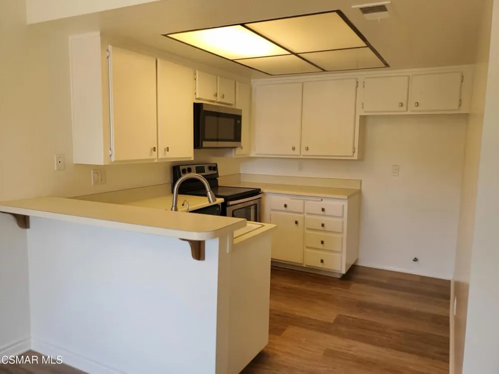 427 Arbor Lane Court #206 Thousand Oaks, CA 91360