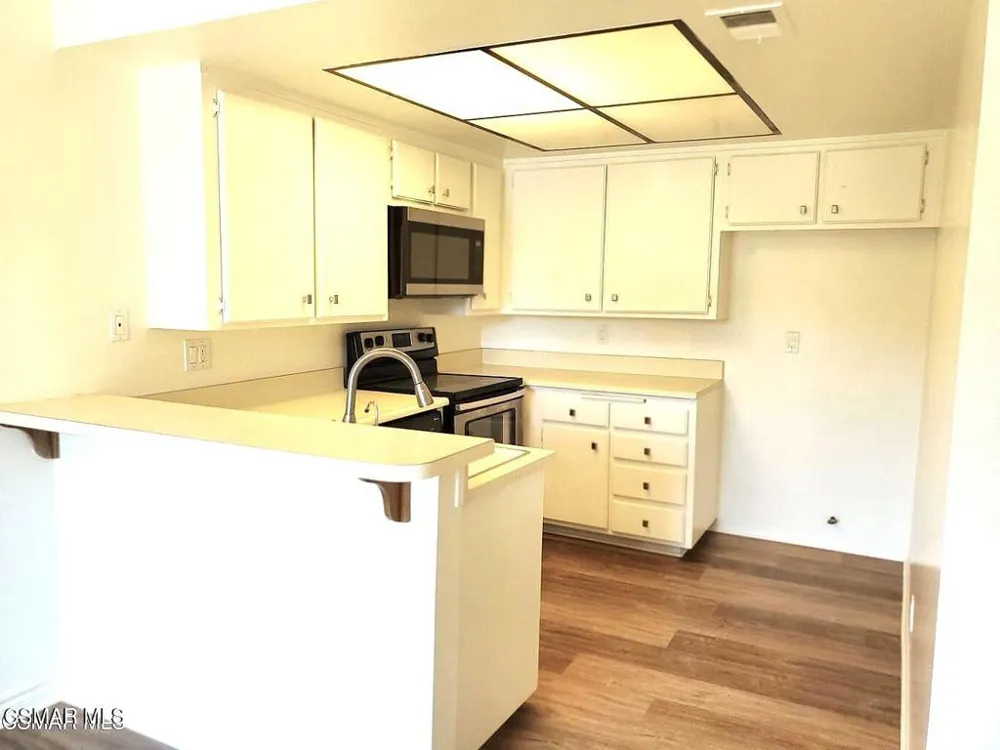 427 Arbor Lane Court #206 Thousand Oaks, CA 91360