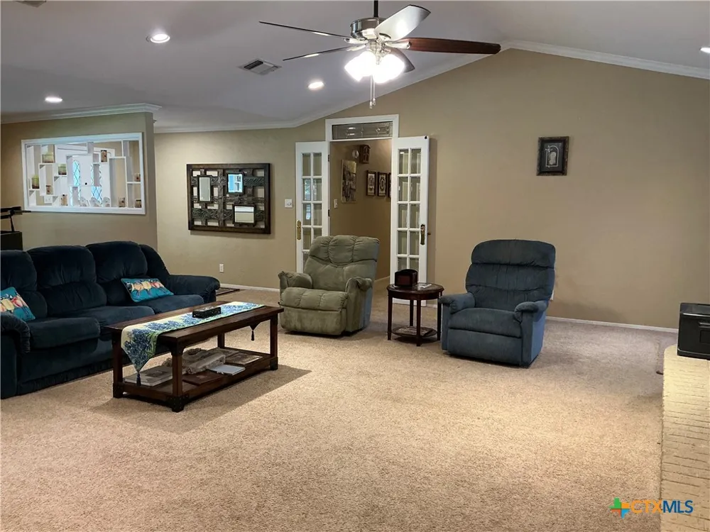 2802 E Good Shepherd Drive Brownwood, TX 76801