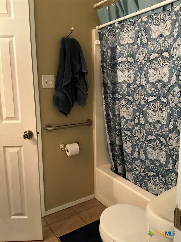 2802 E Good Shepherd Drive Brownwood, TX 76801
