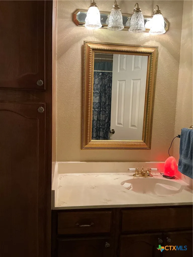 2802 E Good Shepherd Drive Brownwood, TX 76801