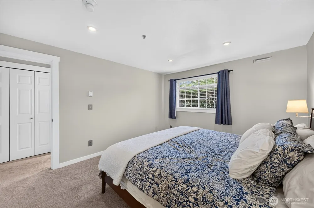 1840 S 284th Lane #H103 Federal Way, WA 98003