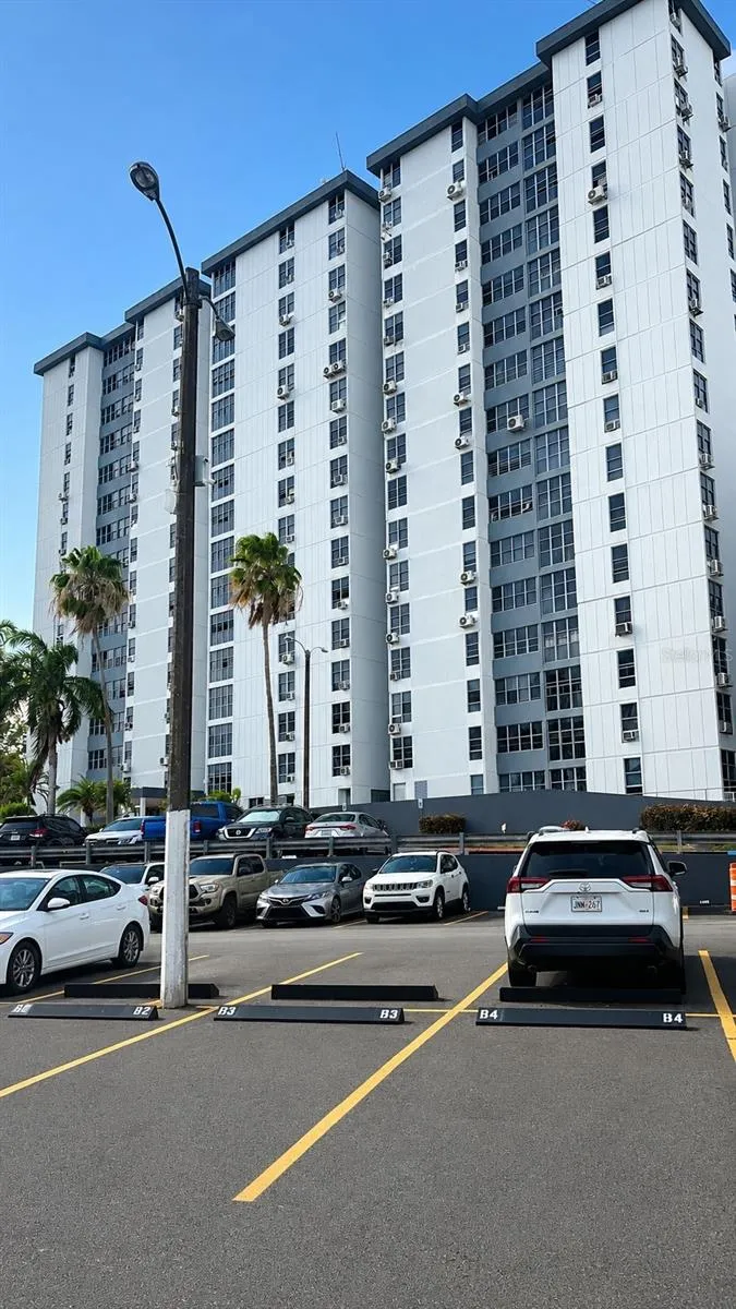 1785 JOSE FERRER Y FERRER #101 San Juan, PR 00924