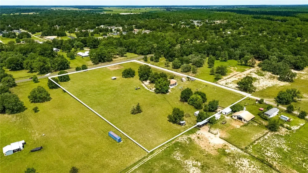 10525 SW 129TH TERRACE ROAD Dunnellon, FL 34432