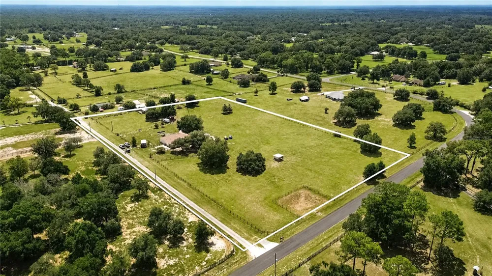10525 SW 129TH TERRACE ROAD Dunnellon, FL 34432