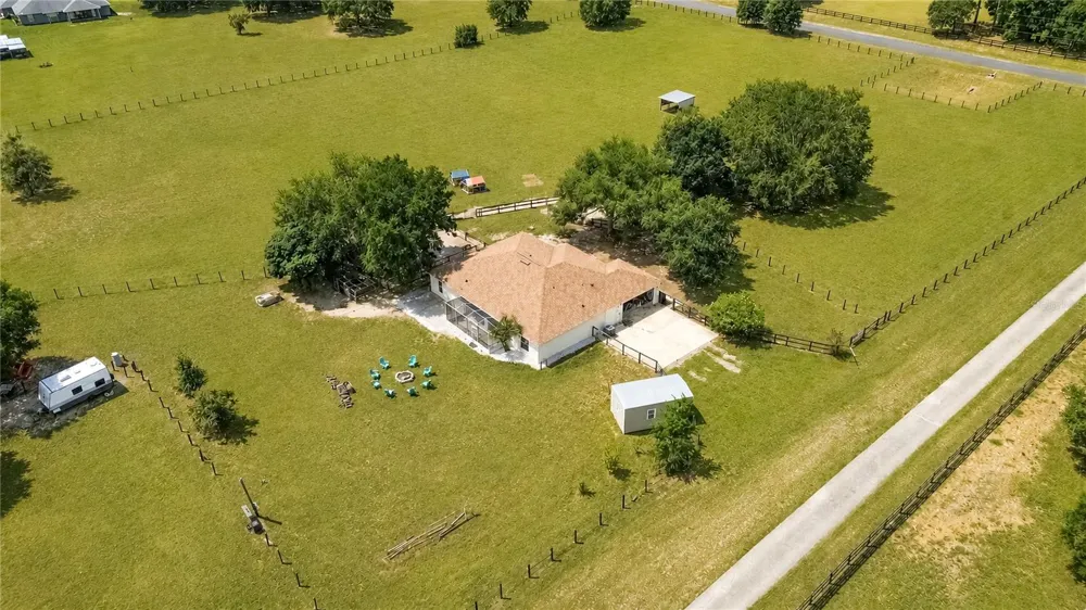 10525 SW 129TH TERRACE ROAD Dunnellon, FL 34432