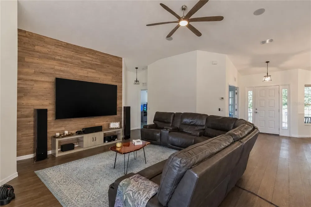 10525 SW 129TH TERRACE ROAD Dunnellon, FL 34432