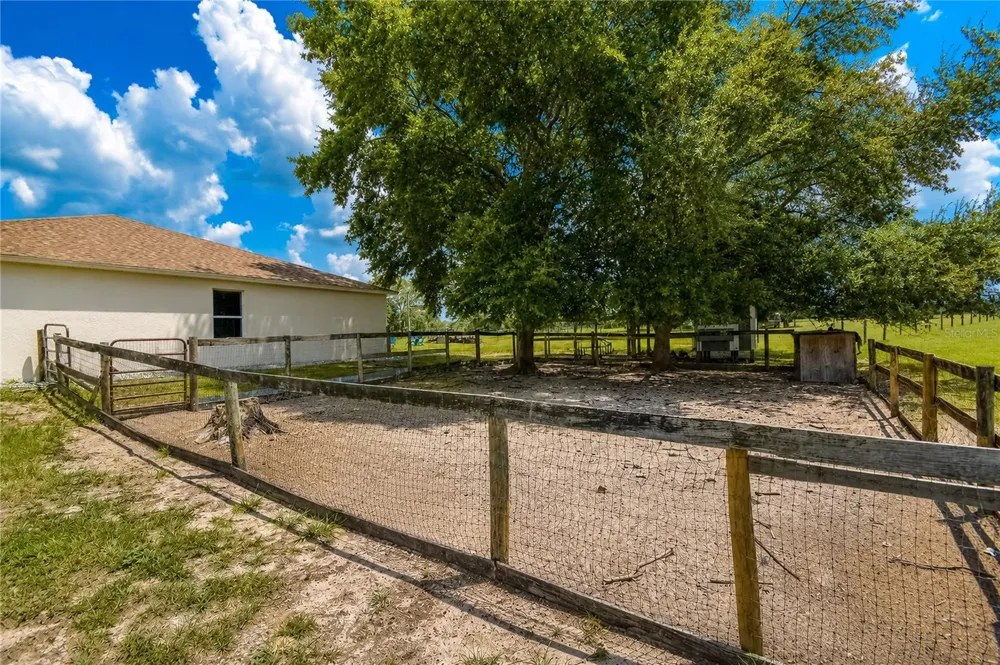 10525 SW 129TH TERRACE ROAD Dunnellon, FL 34432