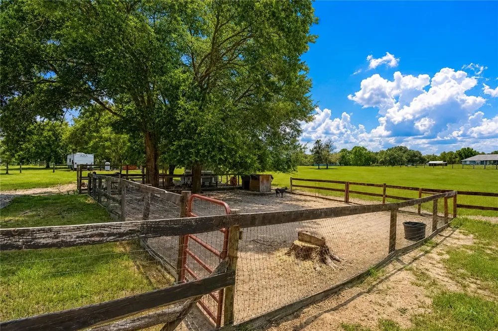 10525 SW 129TH TERRACE ROAD Dunnellon, FL 34432
