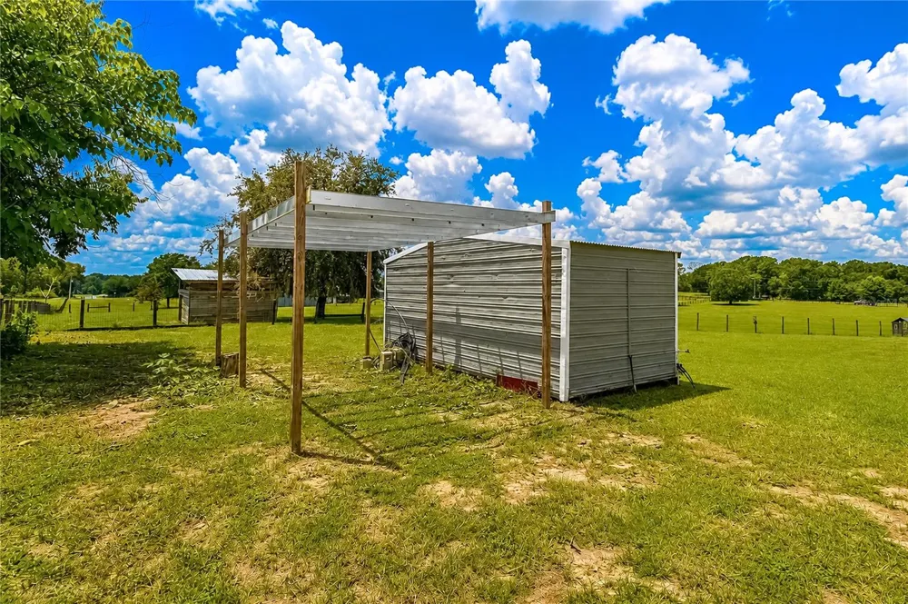 10525 SW 129TH TERRACE ROAD Dunnellon, FL 34432