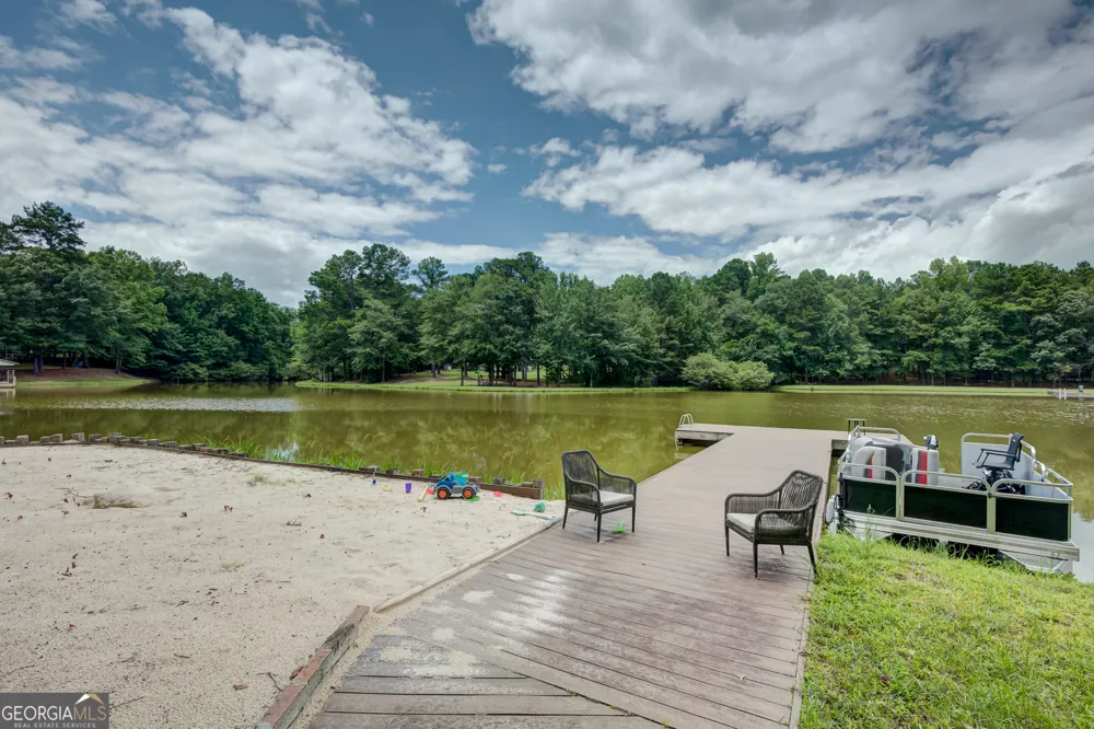 710 Line Creek RD Senoia, GA 30276