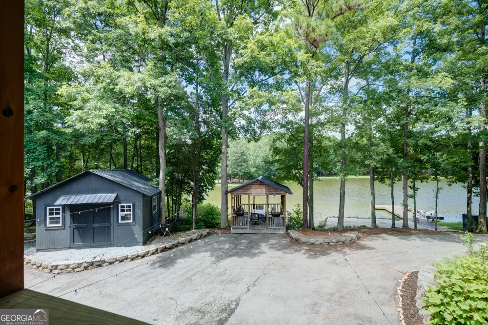 710 Line Creek RD Senoia, GA 30276