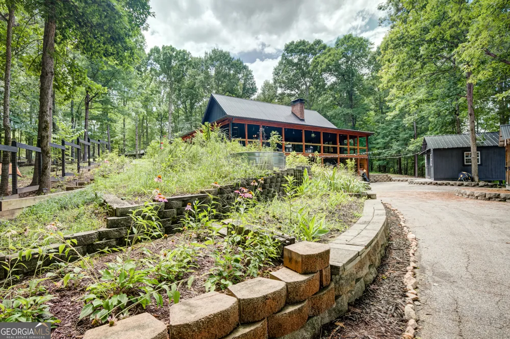 710 Line Creek RD Senoia, GA 30276