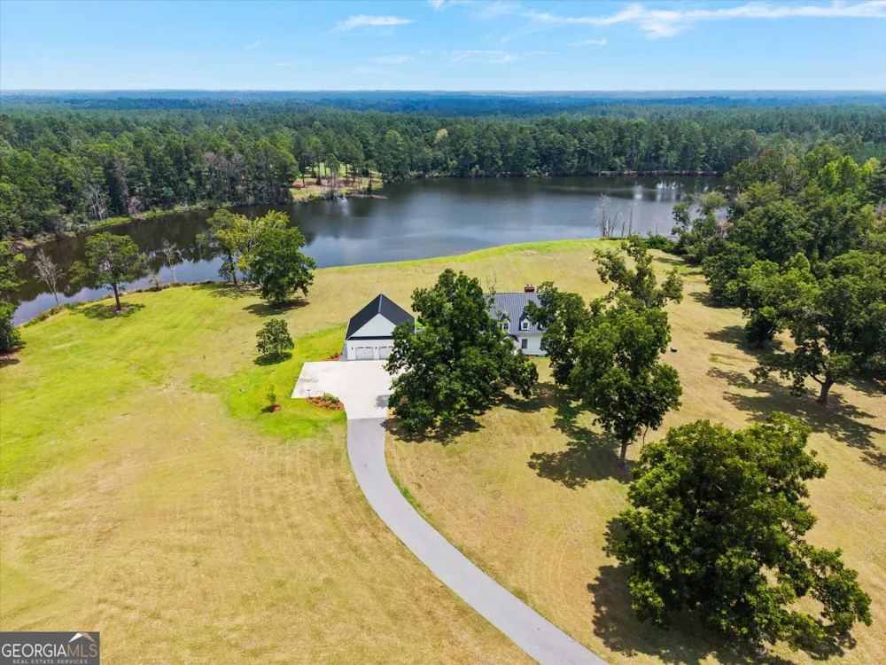 2224 Chainey Briar Rd Metter, GA 30439