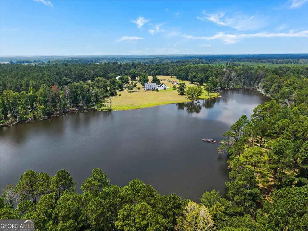 2224 Chainey Briar Rd Metter, GA 30439