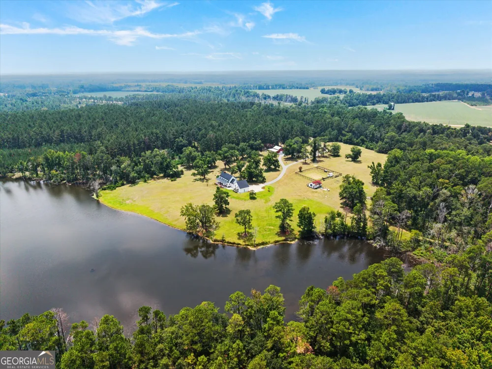 2224 Chainey Briar Rd Metter, GA 30439