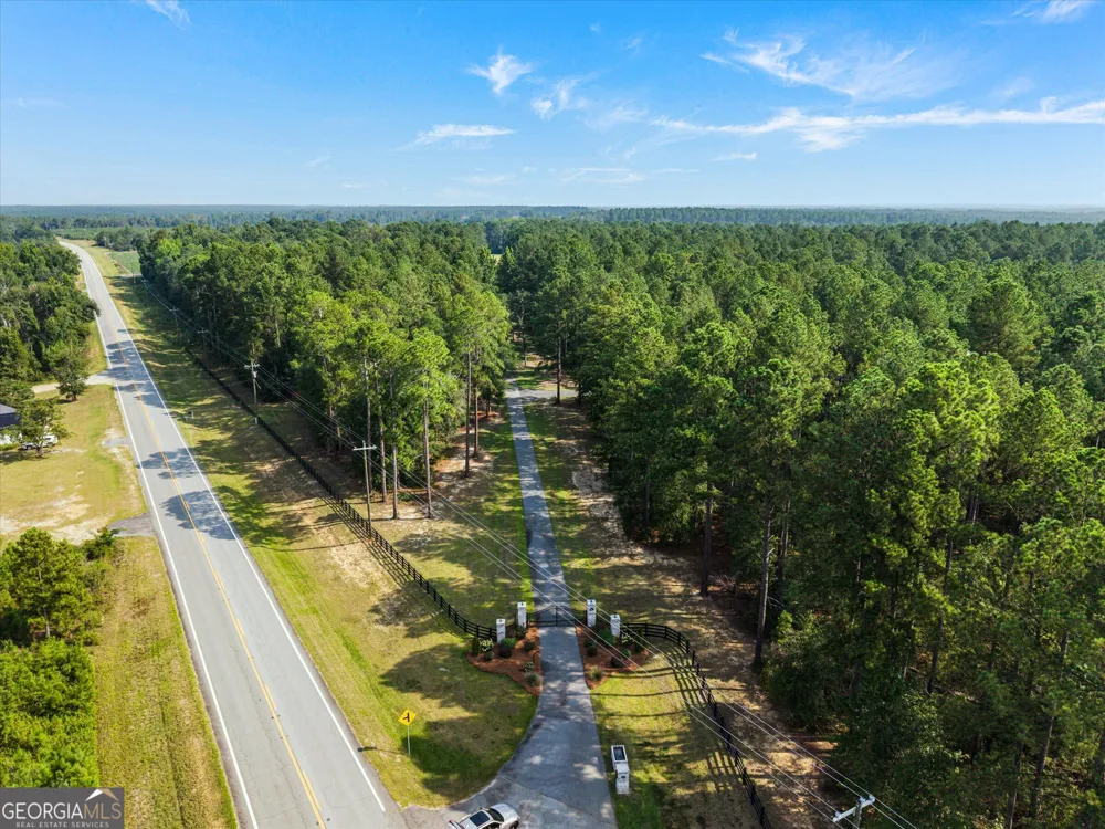 2224 Chainey Briar Rd Metter, GA 30439