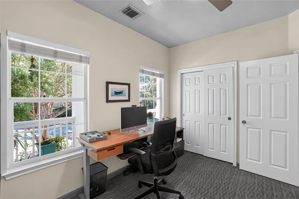 2713 Kinney Oaks Court Austin, TX 78704