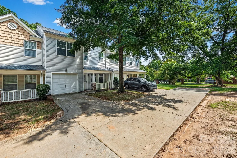 110 Deep Gap Court Charlotte, NC 28217
