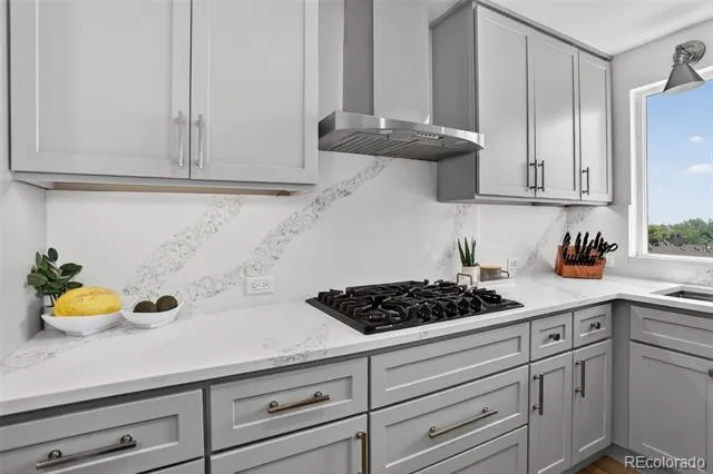 392 Eisenhower Drive Louisville, CO 80027