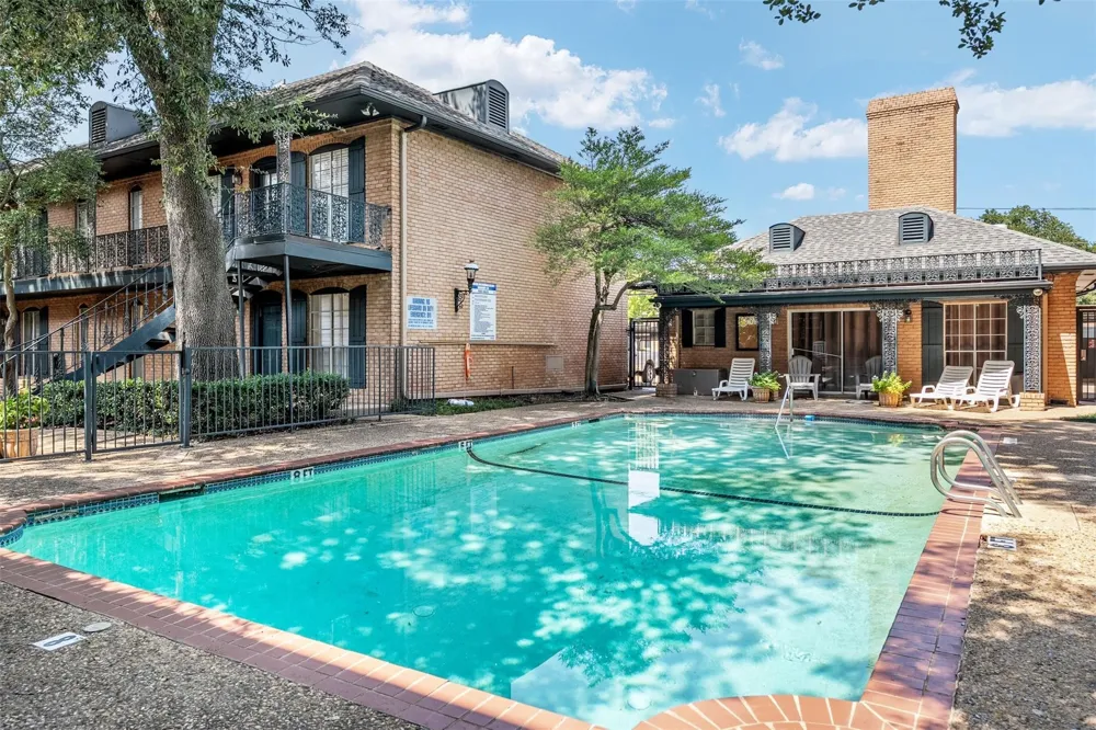 6029 E University Boulevard #110 Dallas, TX 75206