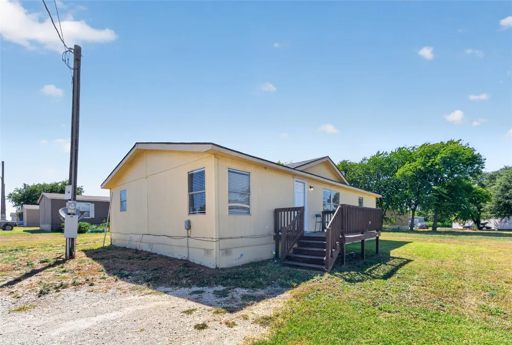 1341 Flying L Lane #16 Mansfield, TX 76063