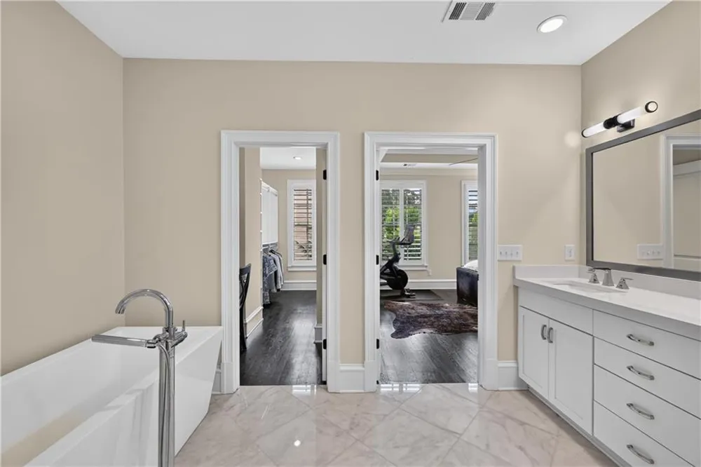 308 Stonemont Drive Atlanta, GA 30305