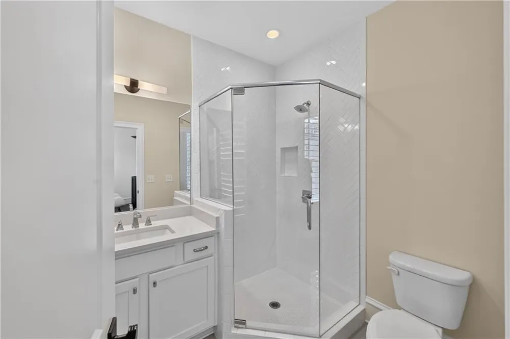 308 Stonemont Drive Atlanta, GA 30305