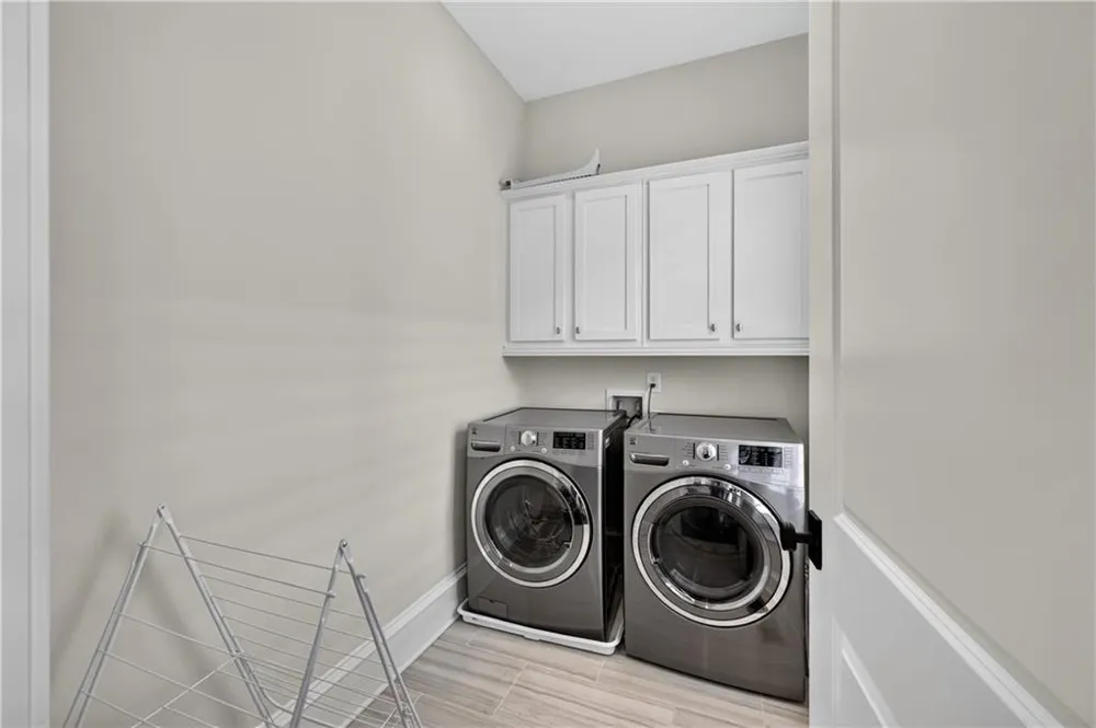 308 Stonemont Drive Atlanta, GA 30305