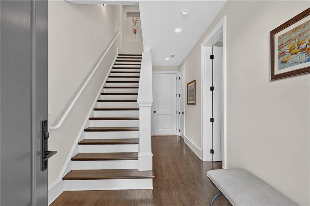 308 Stonemont Drive Atlanta, GA 30305