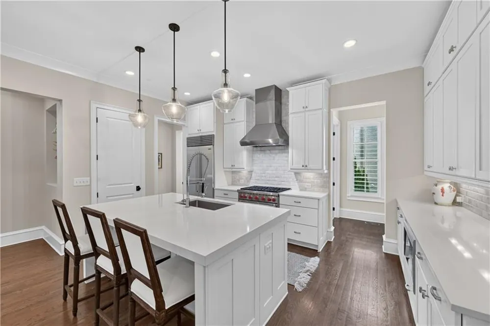 308 Stonemont Drive Atlanta, GA 30305