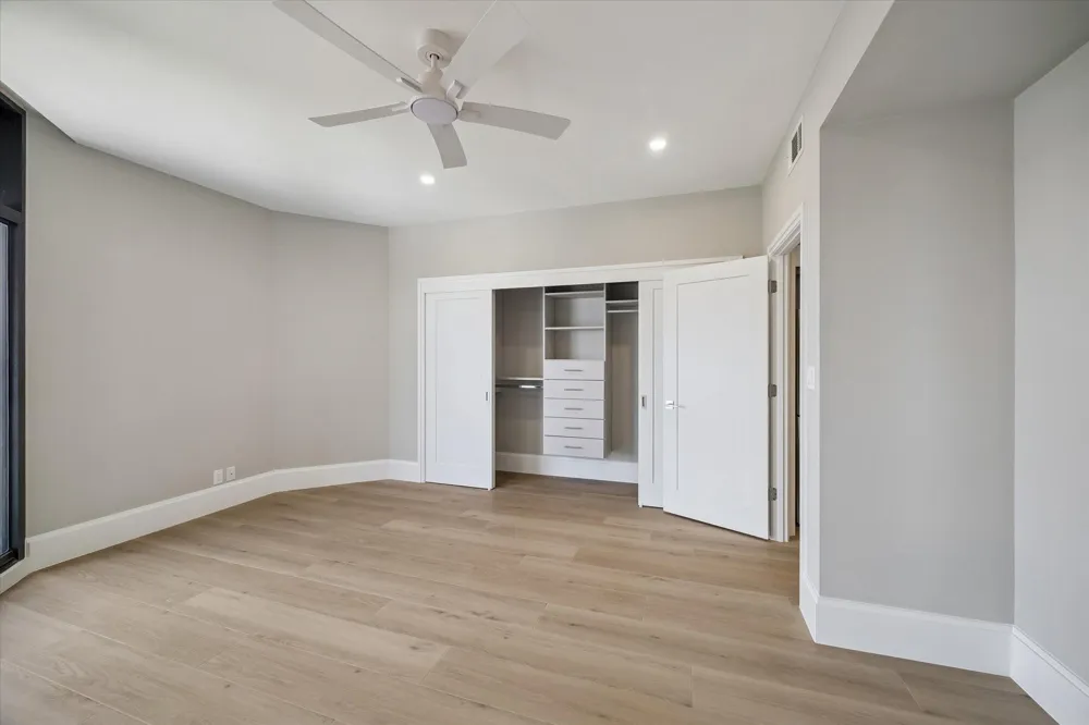 1701 Hermann Drive #18C Houston, TX 77004