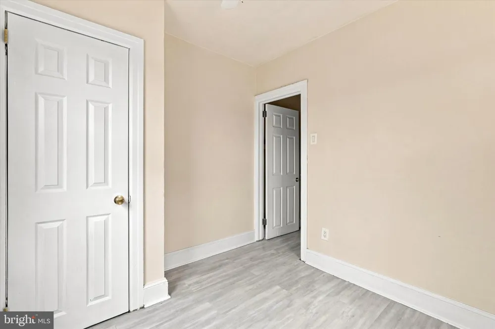 634 INDIANA AVENUE Philadelphia, PA 19133