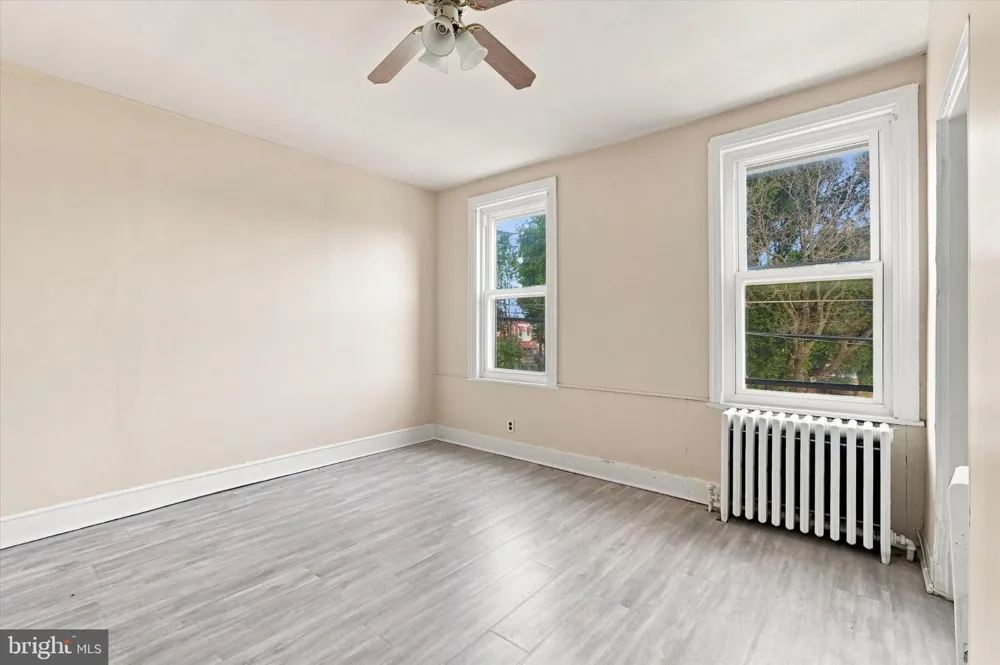 634 INDIANA AVENUE Philadelphia, PA 19133