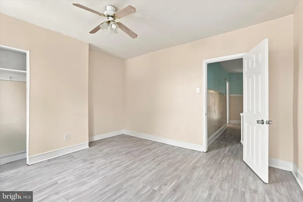 634 INDIANA AVENUE Philadelphia, PA 19133