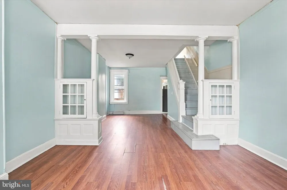 634 INDIANA AVENUE Philadelphia, PA 19133
