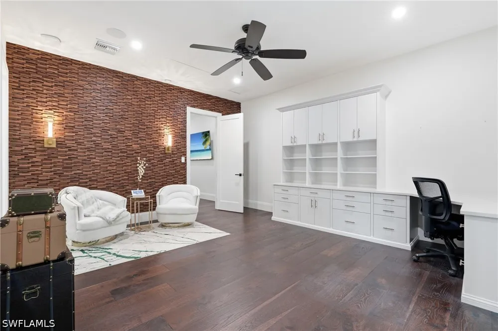 68th Street SW Naples, FL 34105