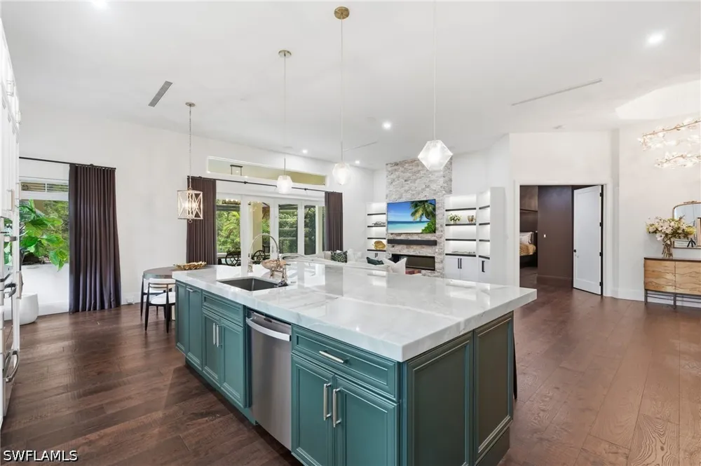 68th Street SW Naples, FL 34105