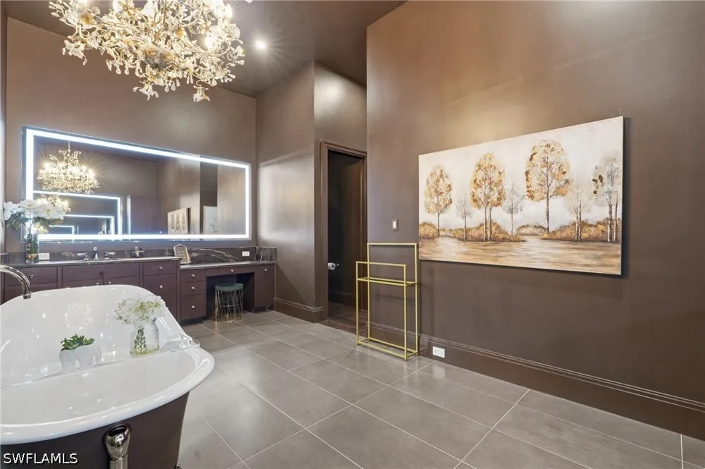 68th Street SW Naples, FL 34105