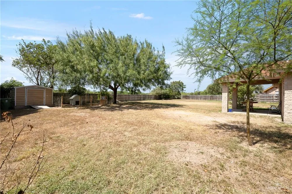 23582 Rio Concho Circle Harlingen, TX 78552