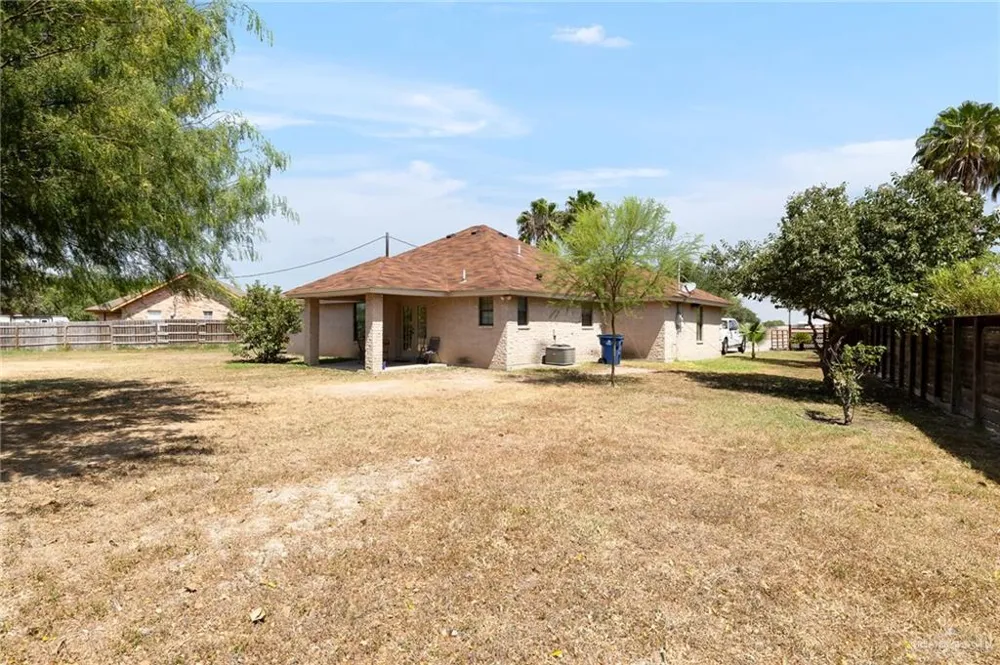 23582 Rio Concho Circle Harlingen, TX 78552