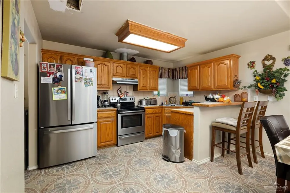23582 Rio Concho Circle Harlingen, TX 78552