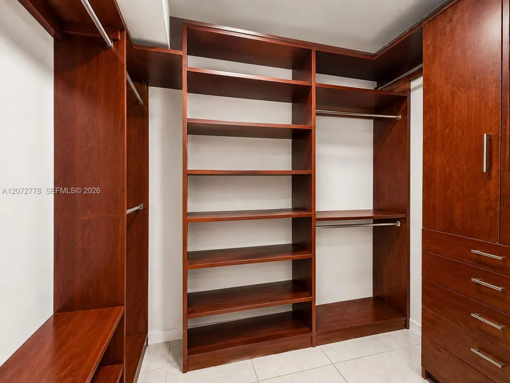 1101 Colony Point Circle ##123 Pembroke Pines, FL 33026