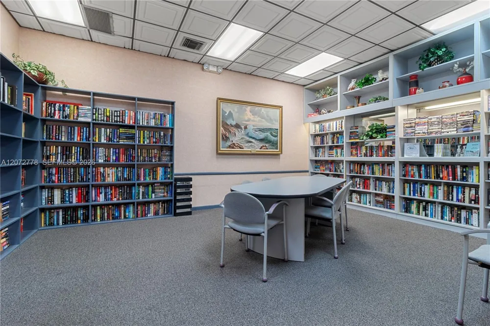 1101 Colony Point Circle ##123 Pembroke Pines, FL 33026