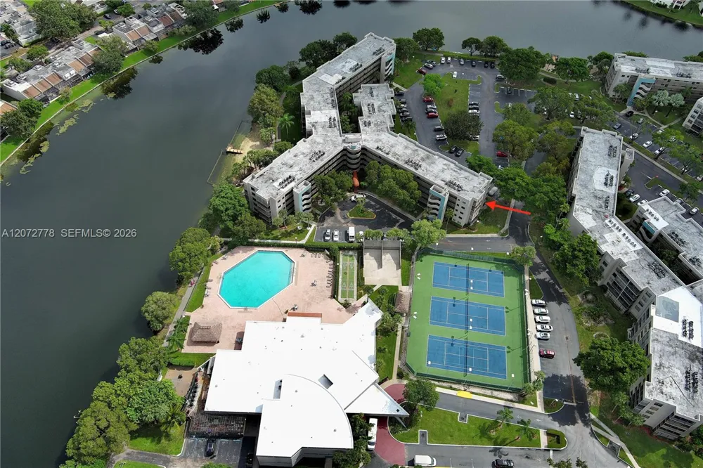 1101 Colony Point Circle ##123 Pembroke Pines, FL 33026