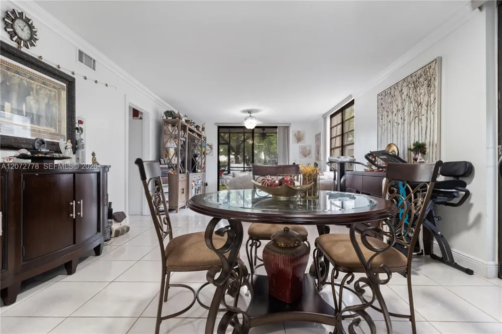 1101 Colony Point Circle ##123 Pembroke Pines, FL 33026