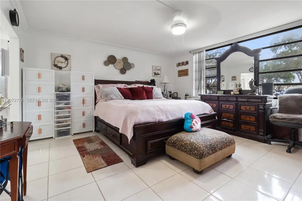 1101 Colony Point Circle ##123 Pembroke Pines, FL 33026