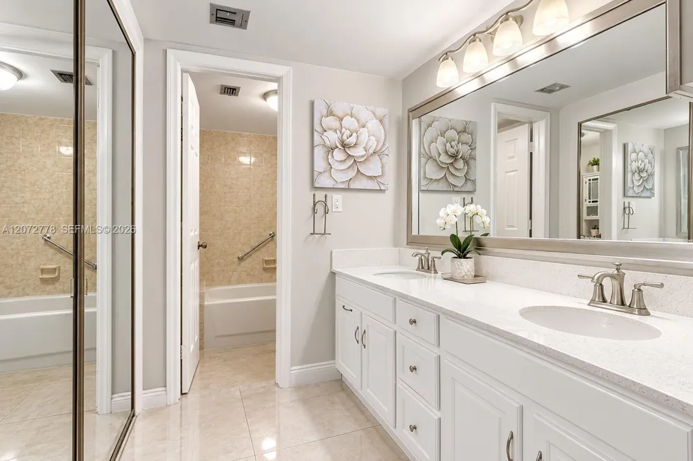 1101 Colony Point Circle ##123 Pembroke Pines, FL 33026
