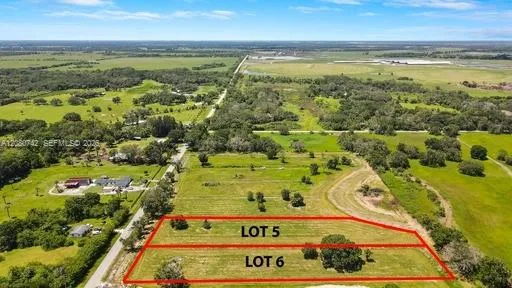 1226 ne 48th Okeechobee, FL 34972