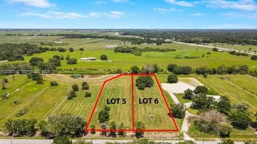 1226 ne 48th Okeechobee, FL 34972